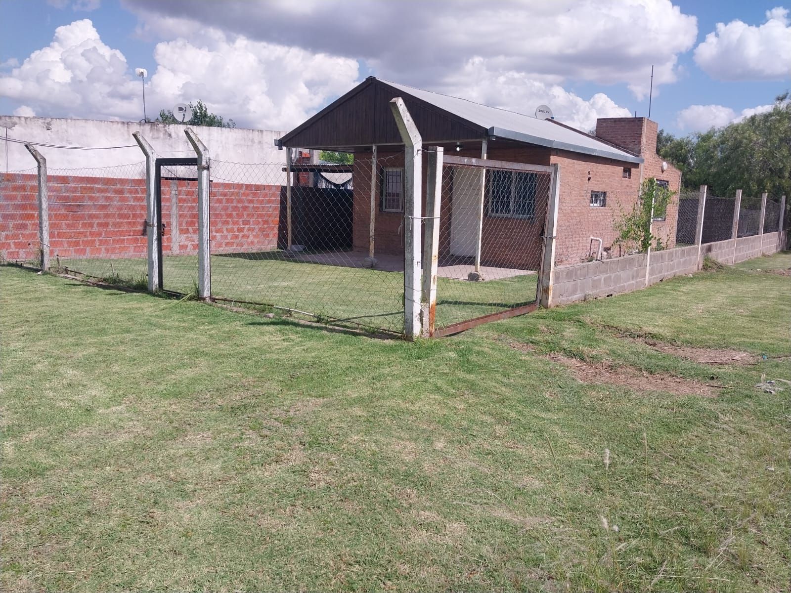 Imagen de la propiedad CASA EN VENTA - MIGUEL DAVID
